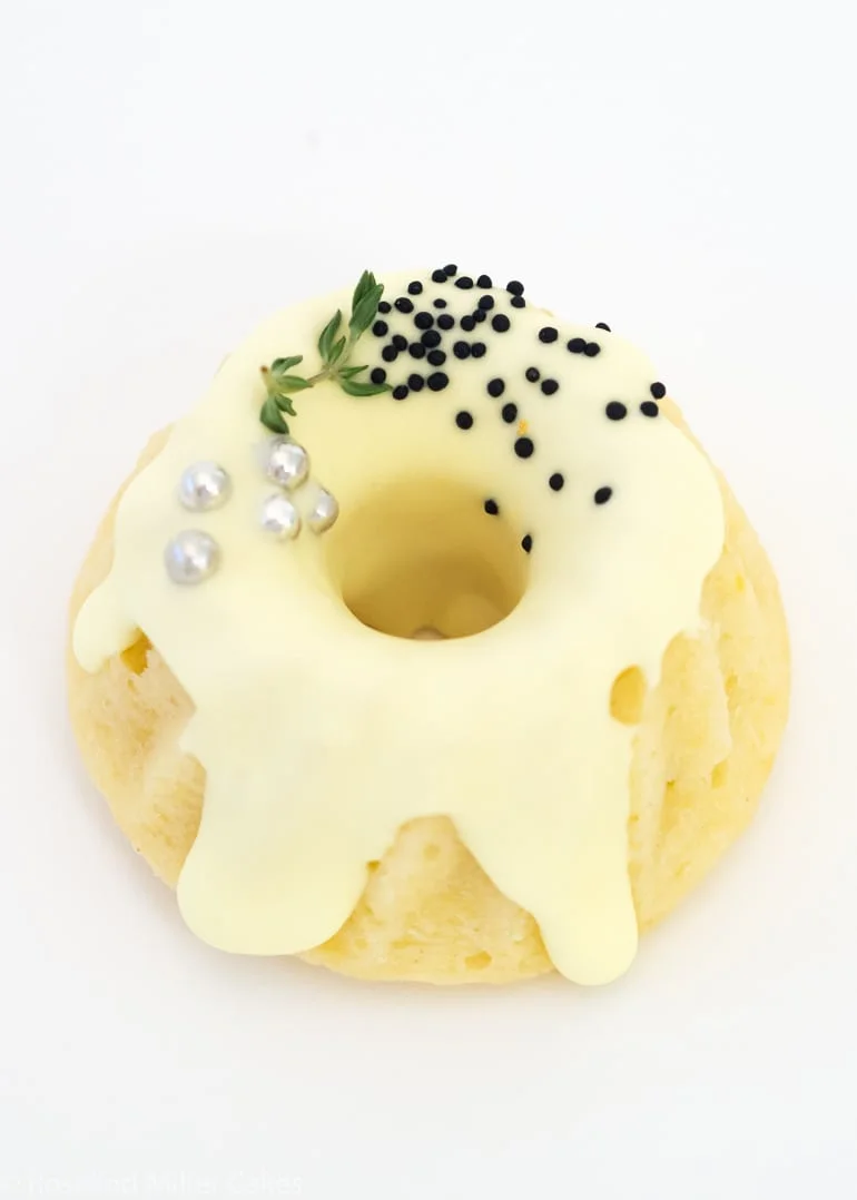 mini lemon poppyseed swirl bundt cakes