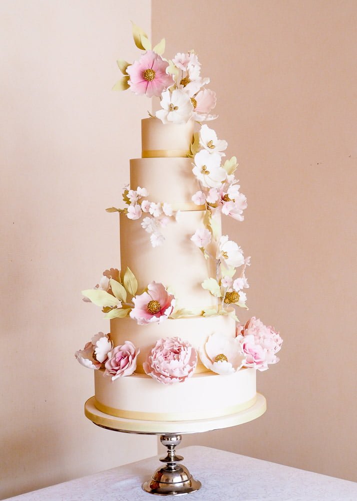 Fairytale Flowers Wedding Cake with Sugar Flowers by Rosalind Miller Cakes