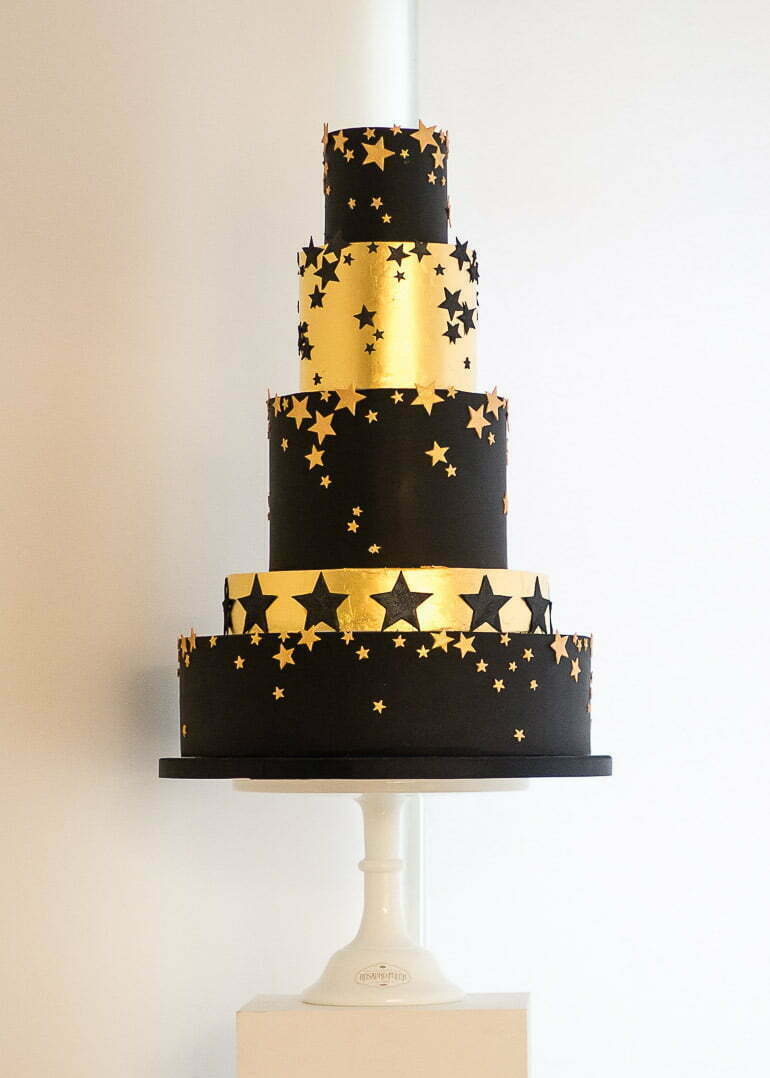 Black and Gold Star Cake